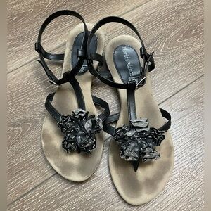 Women’s black and tan floral sandals Florida Blanca size 9.